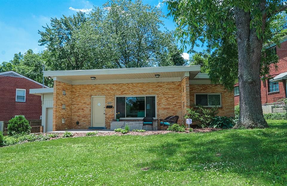 1st image of 4955 Charlemar Dr