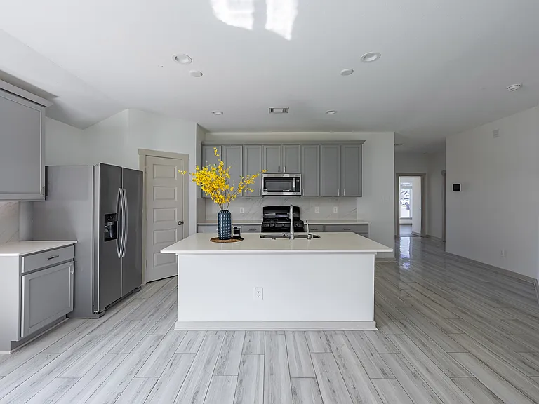 19003 Derrington Manor Ln — Photo 8