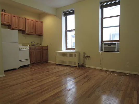 Rented by Landmark Real Estate | media 2