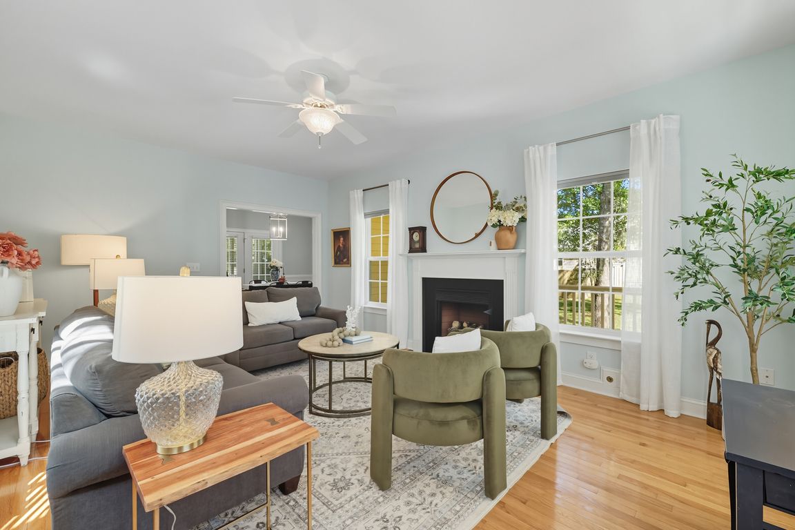 next background image