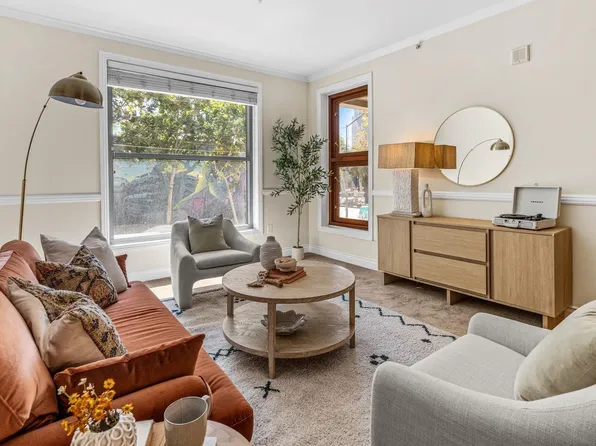 1150 J St Unit 204, San Diego, CA 92101