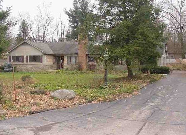 2nd image of 613 Northlawn Dr