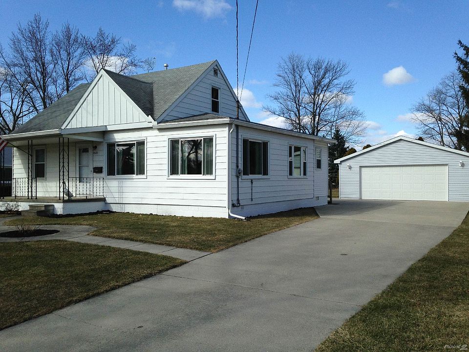 Half an Acre in Maumee