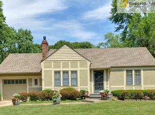 5026 W 72nd Ter, Prairie Village, KS 66208