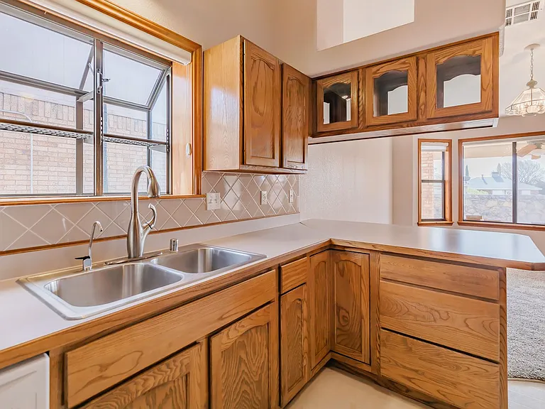 440 Glacier Dr — Photo 16