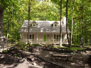 725 Scott Rd, Signal Mountain, TN 37377