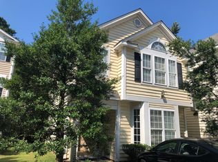 102 Cornwall View Ct, Cary, NC 27511