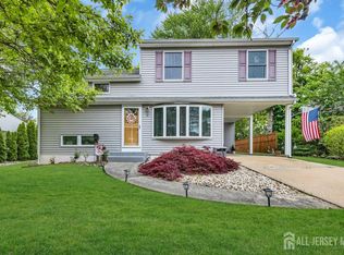 19 Shetland Rd, East Brunswick, NJ 08816