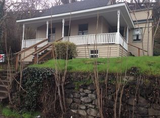 800 E 3rd St, The Dalles, OR 97058