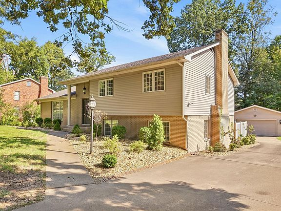 3rd image of 1050 Friedman Ln
