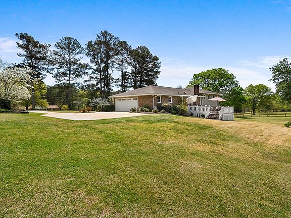 5th image of 124 Center Pointe Rd