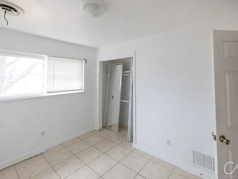 2902 Bennett Dr — Photo 20