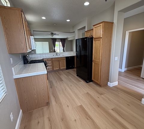 3rd image of 2544 Woodacre Ln