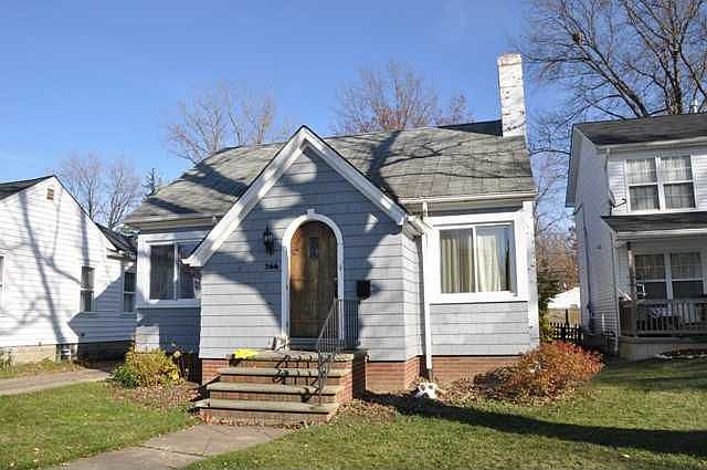 1st image of 366 Concord Ave