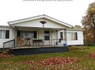 3209 Stone Lick Rd, Kenna, WV 25248