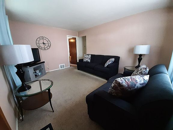 4th image of 4925 N Best St