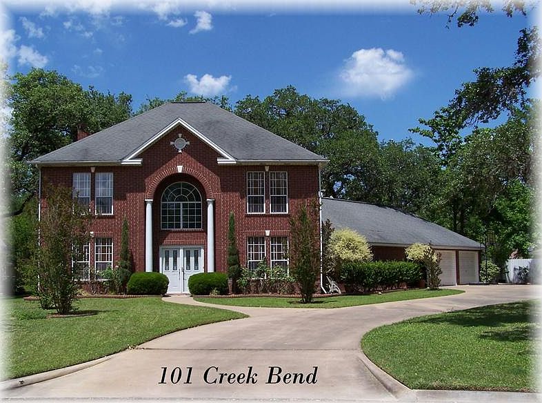 1st image of 101 Creek Bend Ln