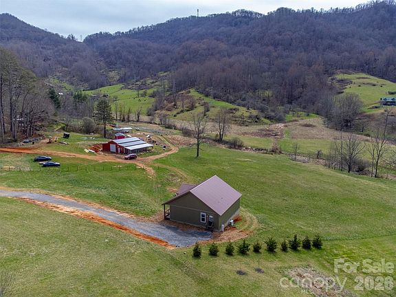 2nd image of 3240 Old Henson Cove Rd
