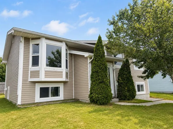 17 Harrington Drive, St. John's, NL A1E5V7