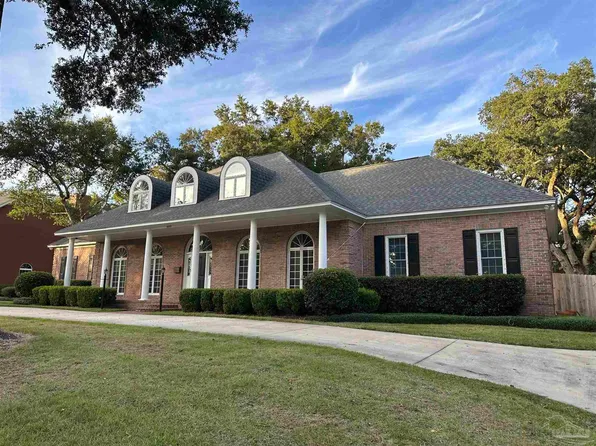 4550 Bohemia Dr, Pensacola, FL 32504