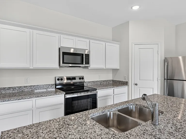 2122 Prairie Ln — Photo 4