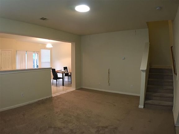 3rd image of 8006 Singing Sonnet Ln