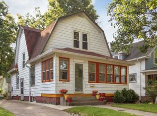 1075 28th St, Des Moines, IA 50311