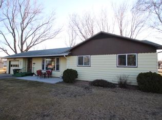 305 2nd Ave SW, Melrose, MN 56352