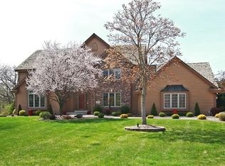 3155 Duke Ct, Brookfield, WI 53005