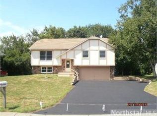 16350 Lake Ridge Dr N, Maple Grove, MN 55311