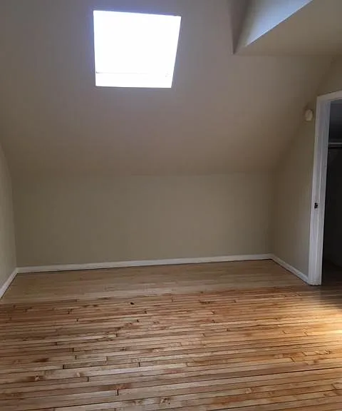 1911 W Eddy St #3 — Photo 9