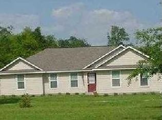 6952 Clark Rd, Blackshear, GA 31516