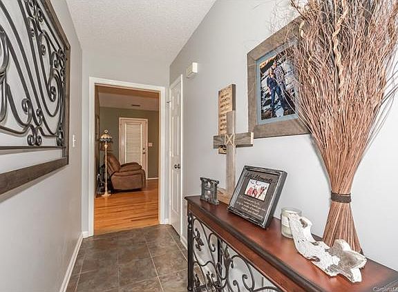 3rd image of 8507 Lochinvar Dr