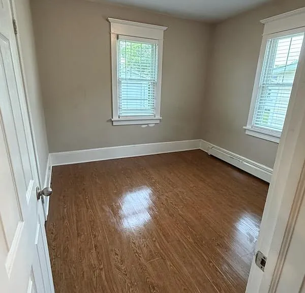 1342 W North St — Photo 10