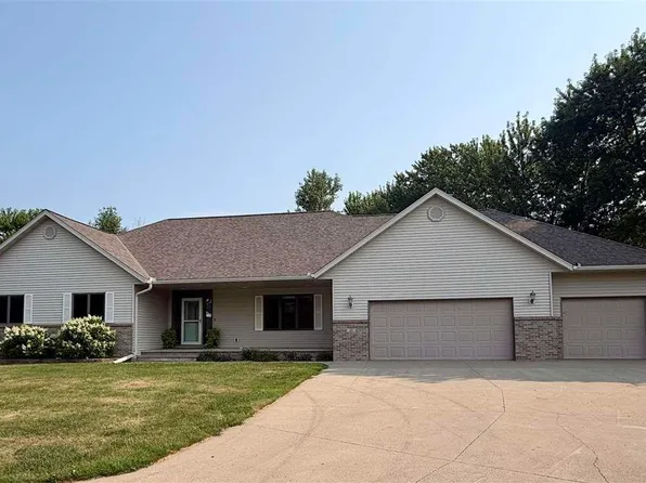 26 Shannon Ct, North Mankato, MN 56003