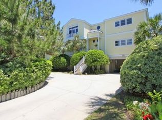 2623 Bayonne St, Sullivans Island, SC 29482