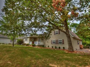 10357 N Garfield Ln, MOUNT VERNON, IL 62864