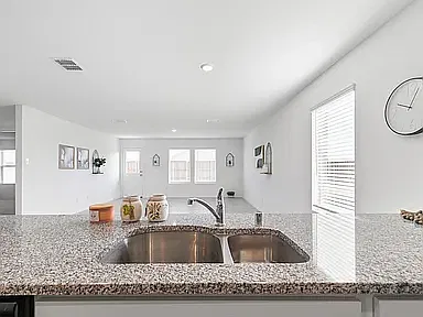 2821 Watchpoint Rd — Photo 15