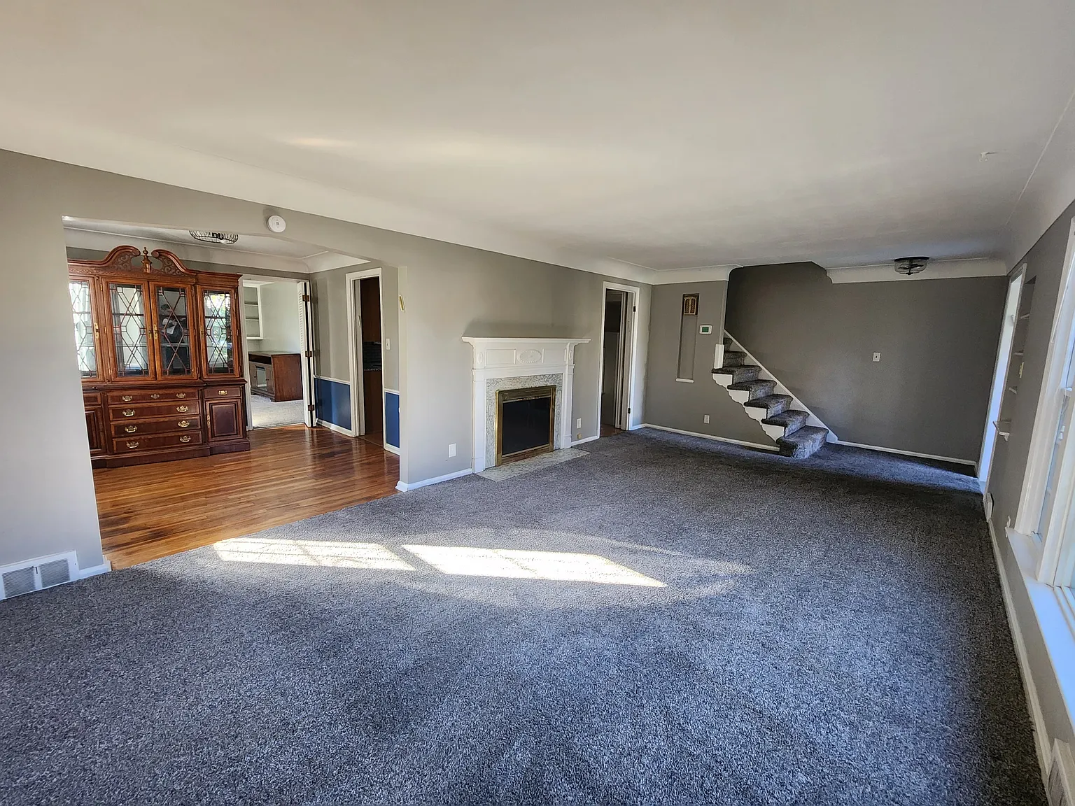4 bed, 1.5 bath, 1894 sqft, $2,250 — Photo 3