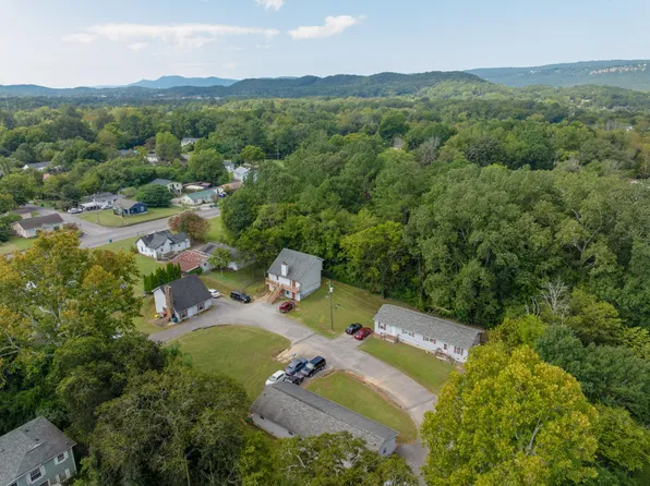 126 S Liner St, Rossville, GA 30741