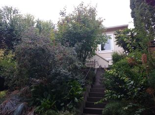 1629 3rd Ave W, Seattle, WA 98119