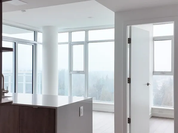 505 Nelson St #2206, Coquitlam, BC V3J 7R4