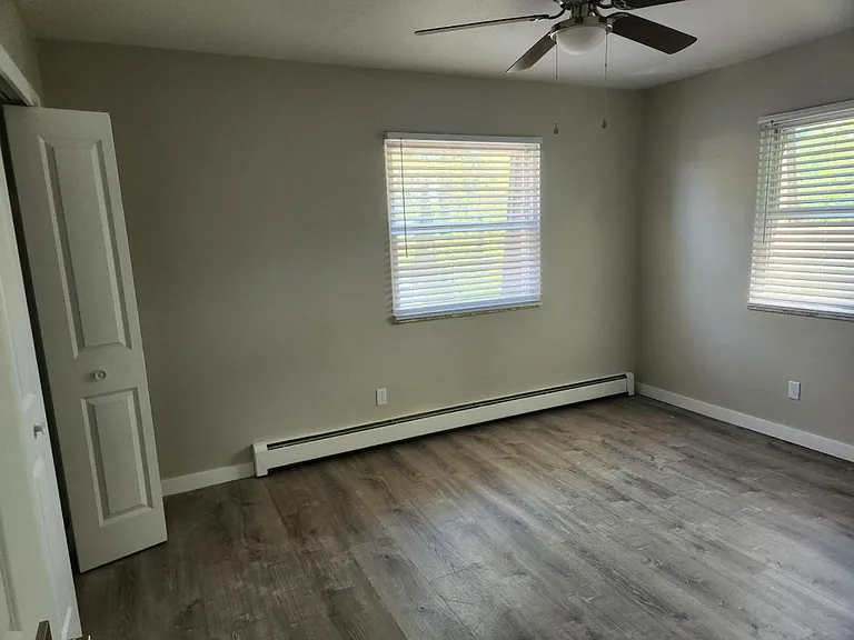 833 Garden Ave — Photo 4