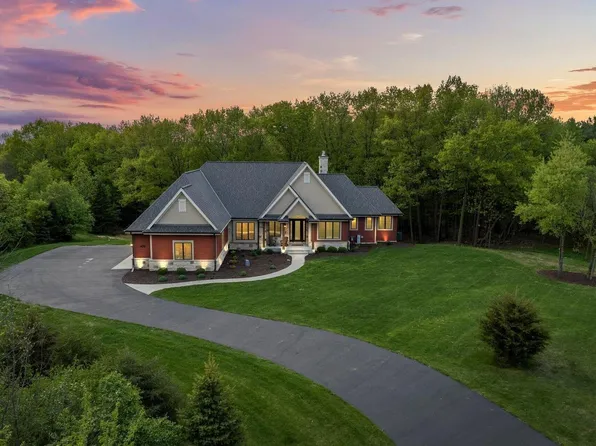 837 Wood Thrush LANE, Colgate, WI 53017