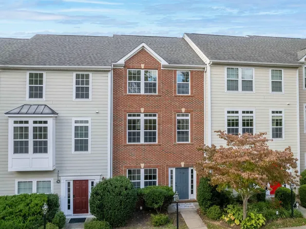 709 Rainier Rd, Charlottesville, VA 22903