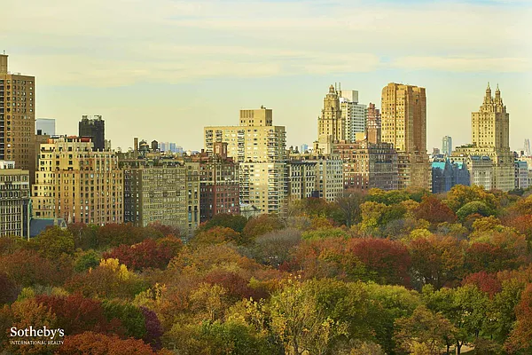 Sold by Sotheby's International Realty | media 3