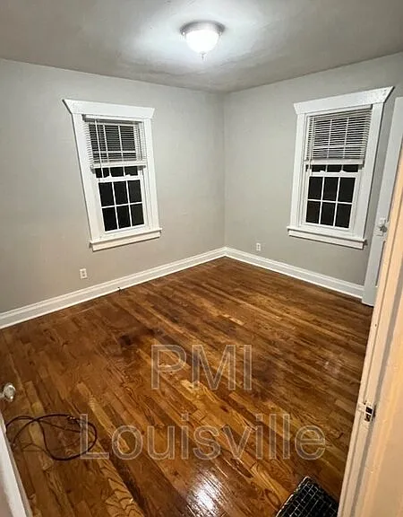 1522 Clara Ave — Photo 4