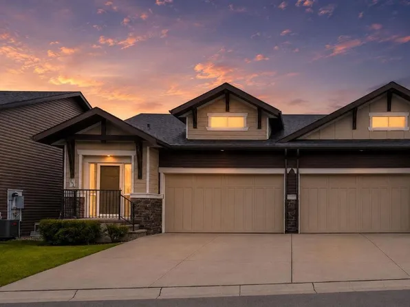 55 E Fireside Cir #124, Cochrane, AB T4C 2P5