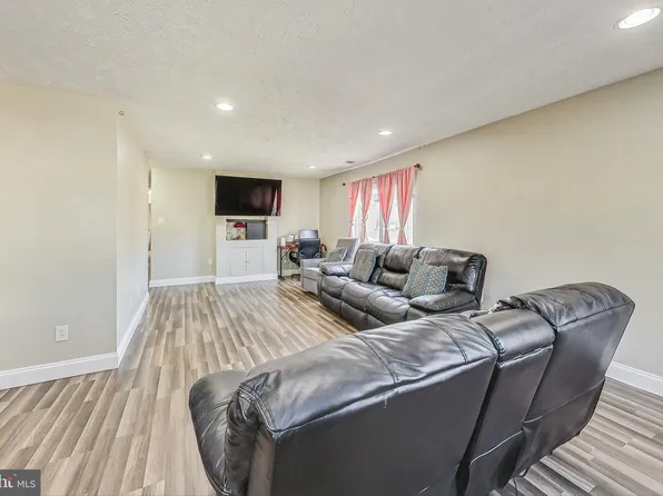 3860 Havenwood Pl Suite E, Alexandria, VA 22309