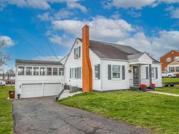 315 W Maple Ave, Lancaster, KY 40444